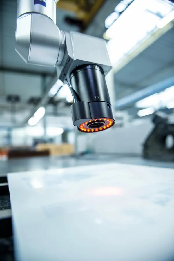 Optical and Geometrical Plate Measurement